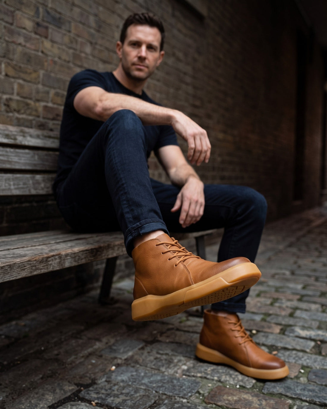 Flavio Men's Leather Chukka Boots