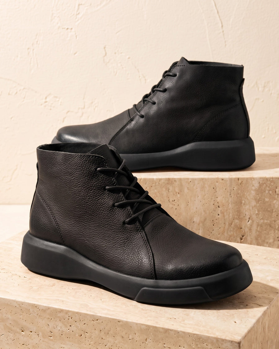 Flavio Men's Leather Chukka Boots