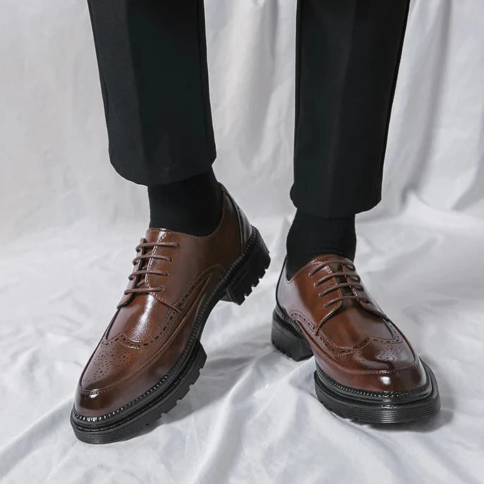 Men's Leather Lug-Sole Brogues – Tullio
