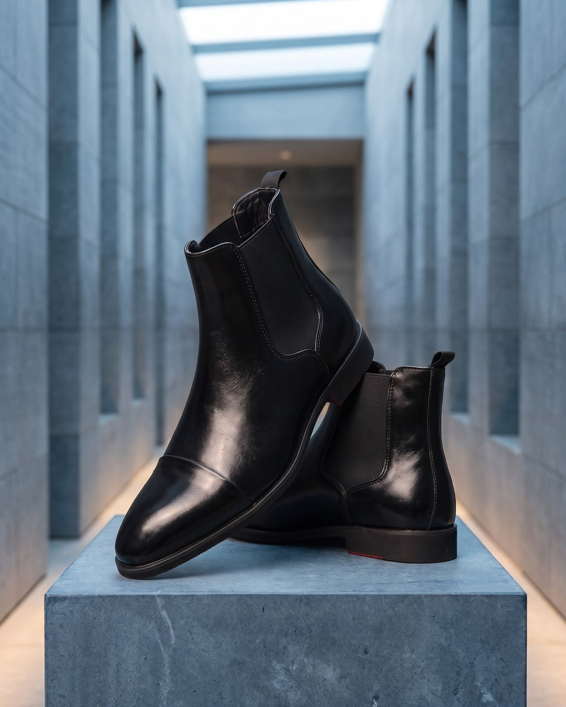Cesare Men's Leather Chelsea Boots