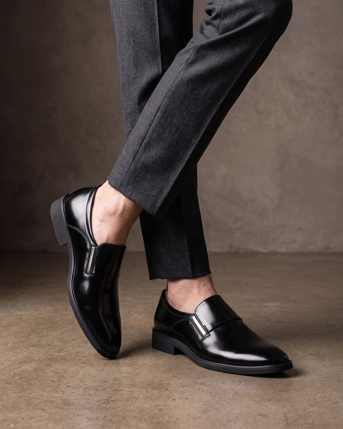 Cesar Men's Leather Monk Strap Shoes