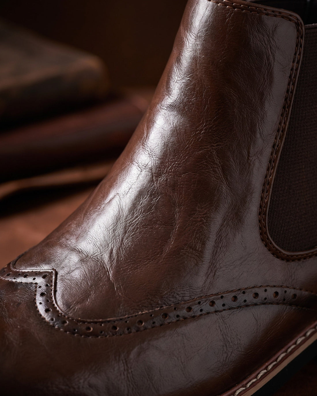 Alvaro Men's Leather Chelsea Boots