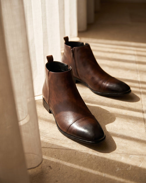 Leonel Men's Leather Chelsea Boots
