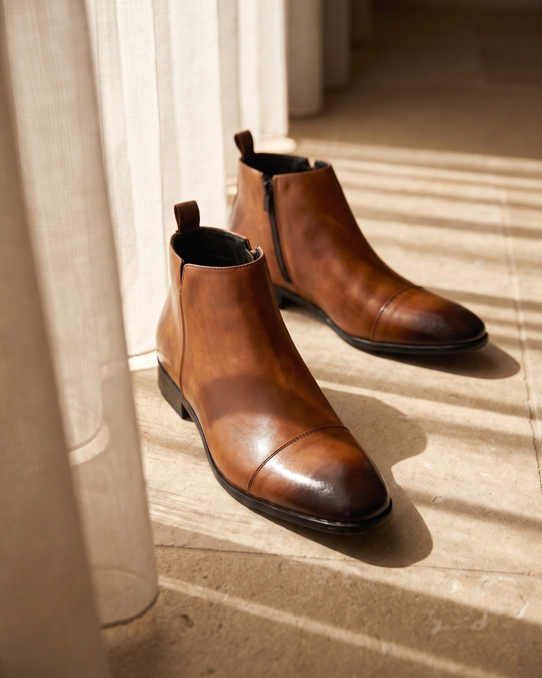 Leonel Men's Leather Chelsea Boots